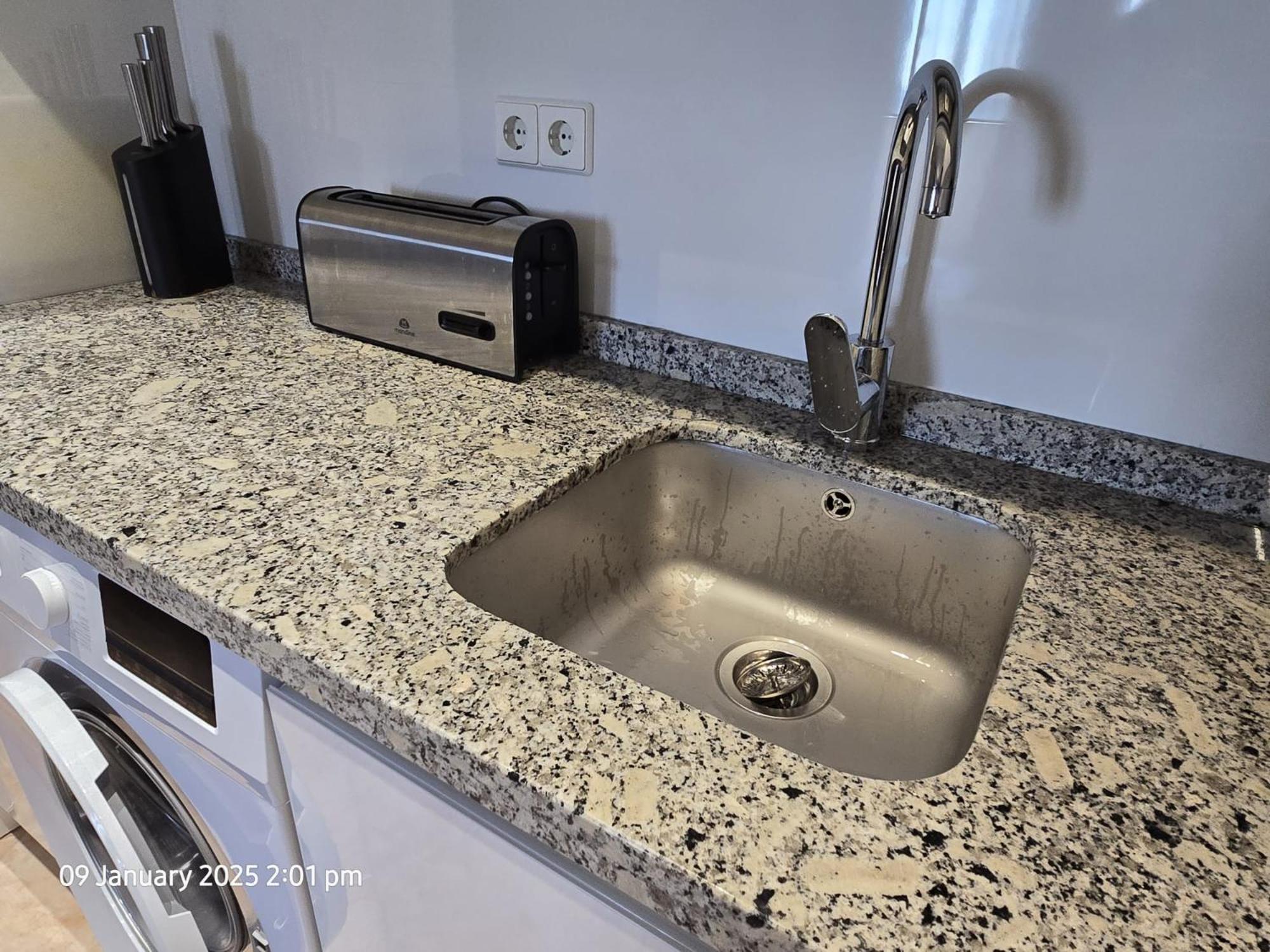 Benal Beach Apartments Malaga Luaran gambar